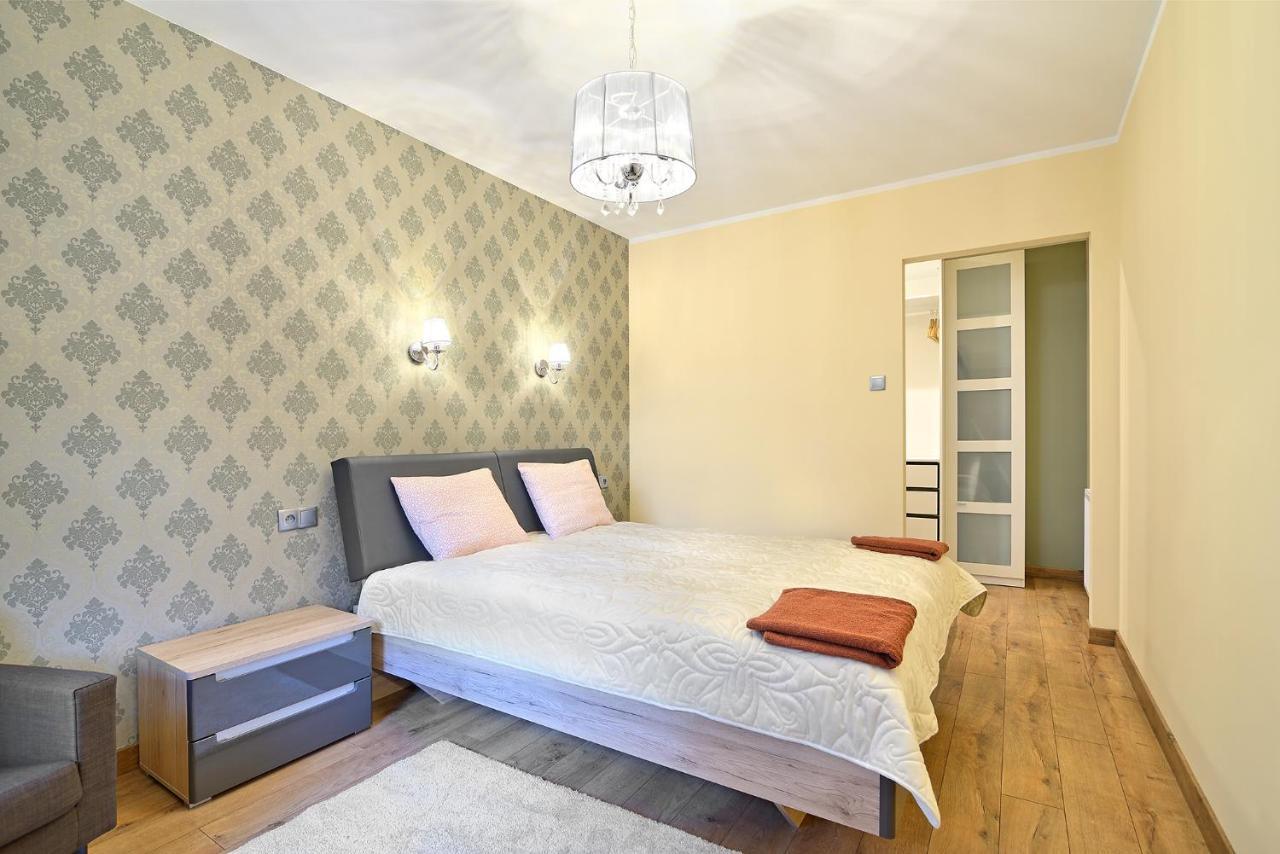 Cafe Garden Residence Краків Екстер'єр фото